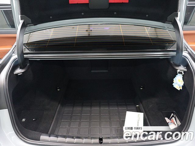 BMW 7-Series G70 740i sDrive M Sport - фото 4