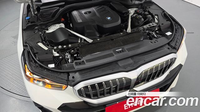 BMW 5-Series G60 530i xDrive M Sport - фото 4