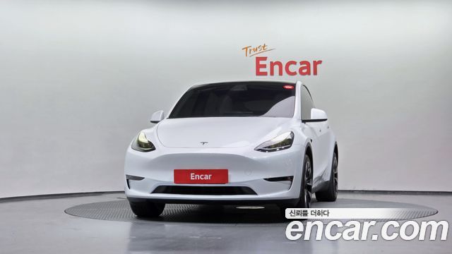 Tesla Model Y Long Range AWD - фото 2