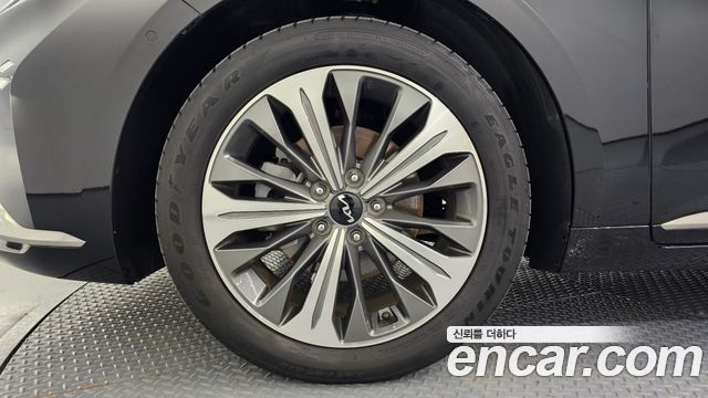 Kia K8 гибрид Noblesse - фото 4