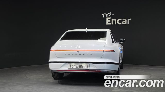 Hyundai Grandeur GN7, гибрид Premium - фото 3