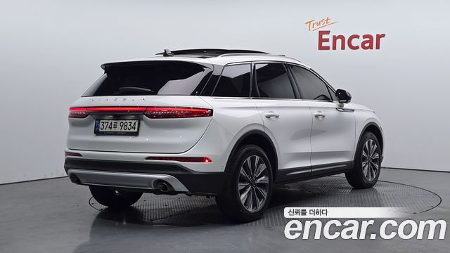 Lincoln Corsair 2.0 Reserve AWD - фото 1