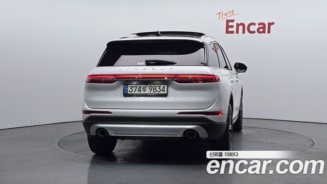 Lincoln Corsair 2.0 Reserve AWD - фото 3