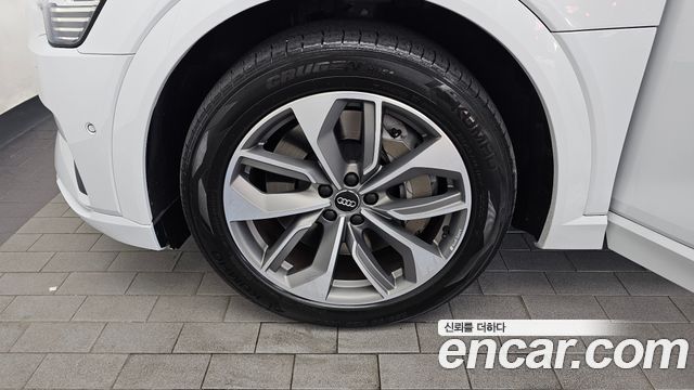 Audi e-tron 55 Quattro - фото 4
