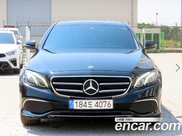 Mercedes-Benz E-Class W213 E250 Avantgarde - фото 0