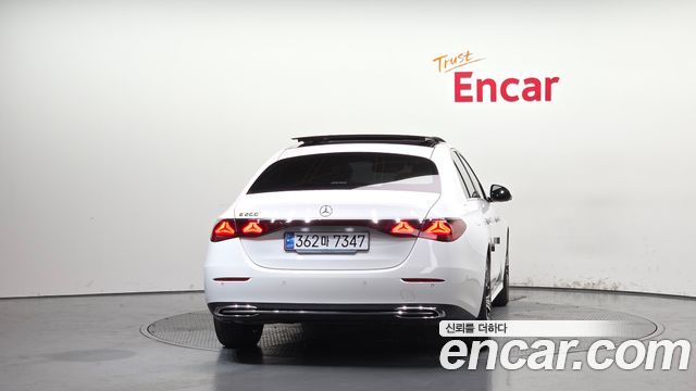 Mercedes-Benz E-Class W214 E200 Avantgarde - фото 3