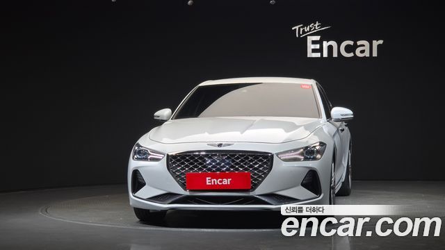 Genesis G70 2.0T Elite - фото 2