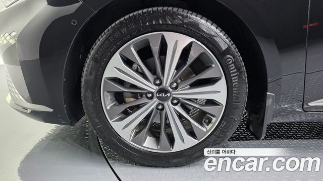 Kia K8 гибрид Signature - фото 4