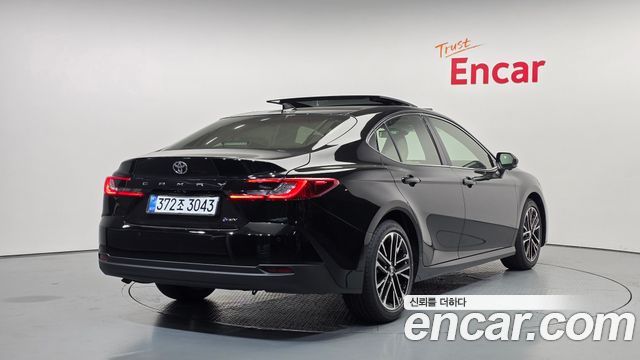 Toyota Camry XV80 2.5 XLE Premium Hybrid - фото 1