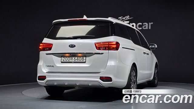 Kia Carnival Новый 9-Seater Noblesse - фото 3