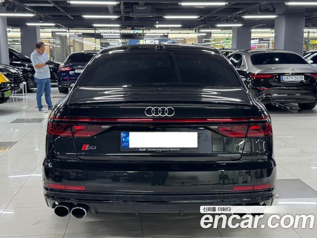 Audi S8 D5 4.0 TFSI Quattro LWB - фото 3