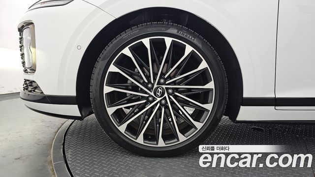 Hyundai Grandeur GN7, гибрид Calligraphy - фото 4