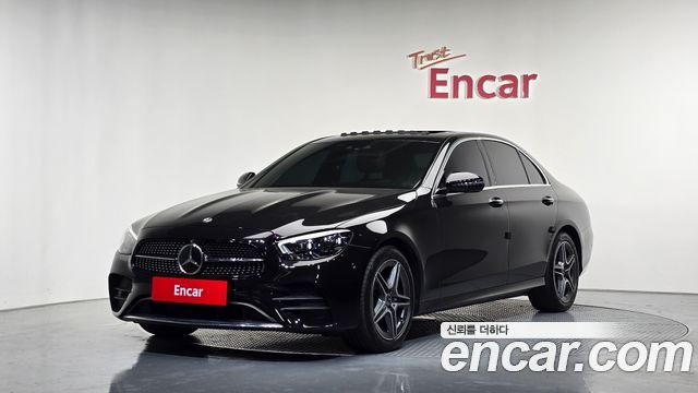 Mercedes-Benz E-Class W213 E250 AMG Line - фото 0