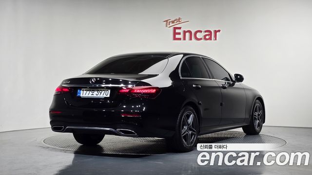 Mercedes-Benz E-Class W213 E250 AMG Line - фото 1