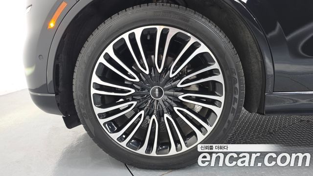 Lincoln Aviator 2-го поколения 3.0 Black Label AWD - фото 4