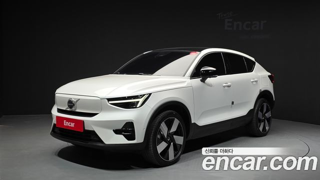 Volvo C40 Twin Ultimate - фото 0