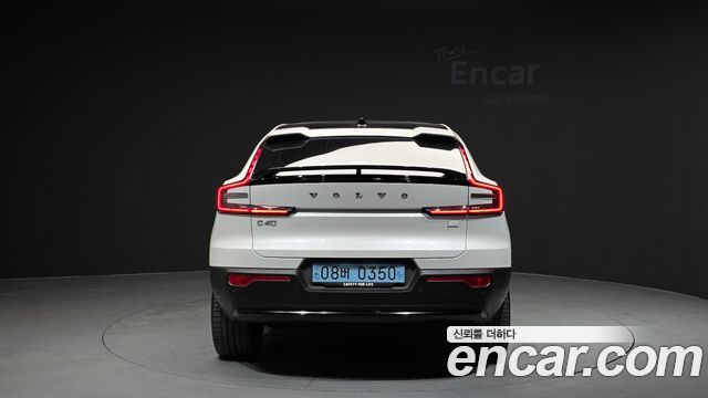 Volvo C40 Twin Ultimate - фото 3