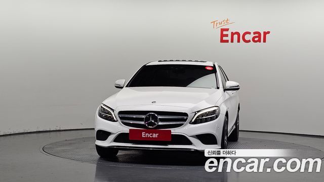 Mercedes-Benz C-Class W205 C220 d 4MATIC - фото 2