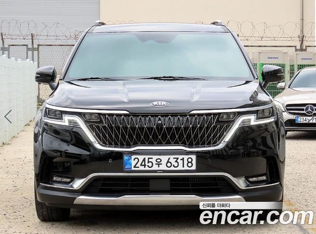Kia Carnival 4-го поколения 7-Seater Signature - фото 0
