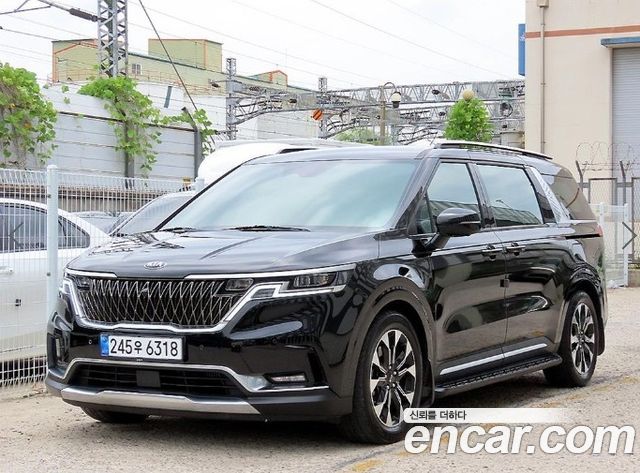 Kia Carnival 4-го поколения 7-Seater Signature - фото 1