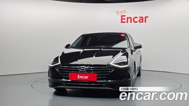 Hyundai Sonata DN8 2.0 Premium Family - фото 2