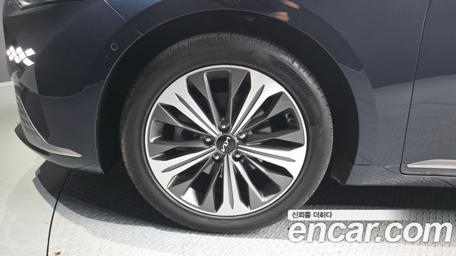 Kia K8 гибрид Noblesse - фото 4