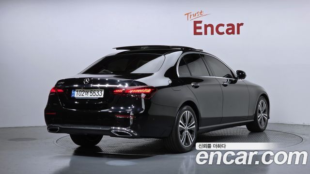 Mercedes-Benz E-Class W213 E250 Avantgarde - фото 1