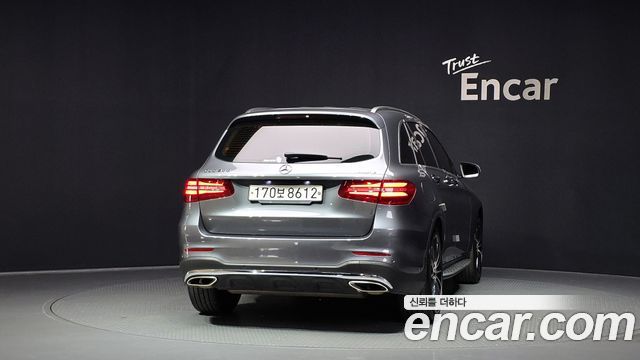 Mercedes-Benz GLC-Class X253 GLC300 4MATIC AMG Line - фото 3