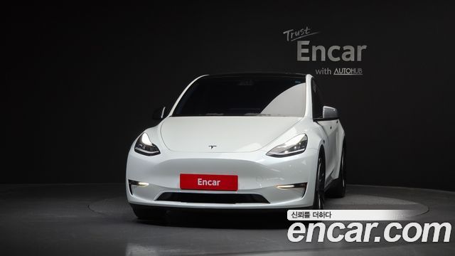 Tesla Model Y Long Range AWD - фото 2