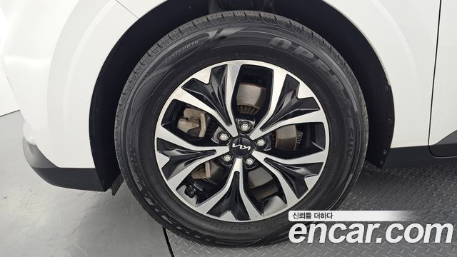 Kia Carnival 4-го поколения 9-Seater Prestige - фото 4