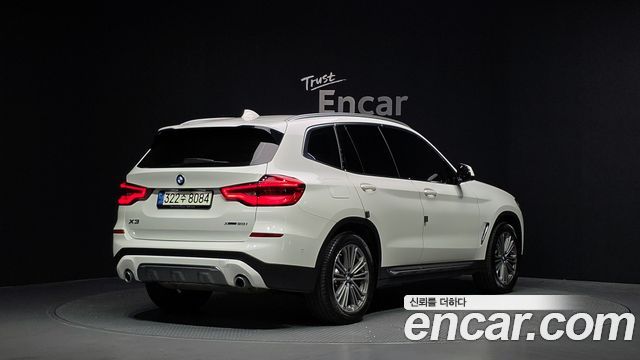 BMW X3 G01 xDrive 20i Luxury - фото 1