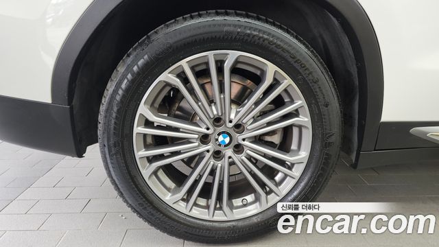 BMW X3 G01 xDrive 20i Luxury - фото 4