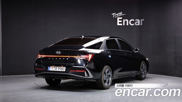 Hyundai Avante Новый CN7 1.6 Inspiration - фото 1