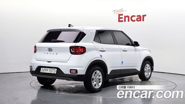 Hyundai Venue 1.6 Modern Plus - фото 1
