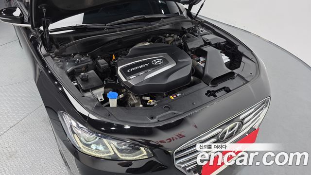 Hyundai Grandeur IG 2.2 Diesel Premium Special - фото 4