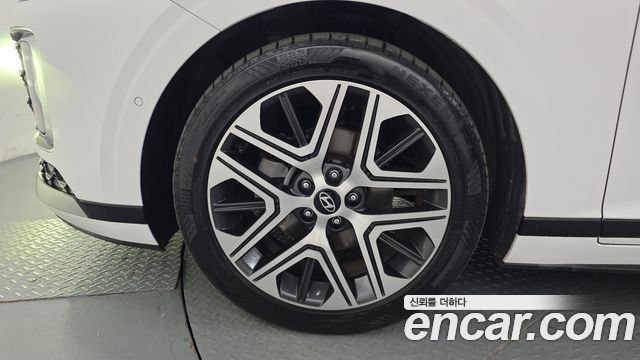 Hyundai Grandeur GN7, гибрид Exclusive - фото 4