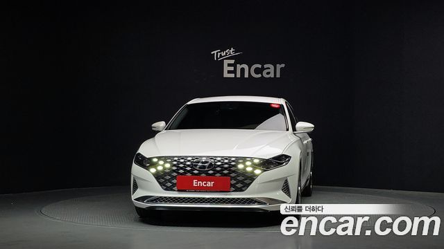 Hyundai Grandeur Новый IG 2.5 Calligraphy - фото 2