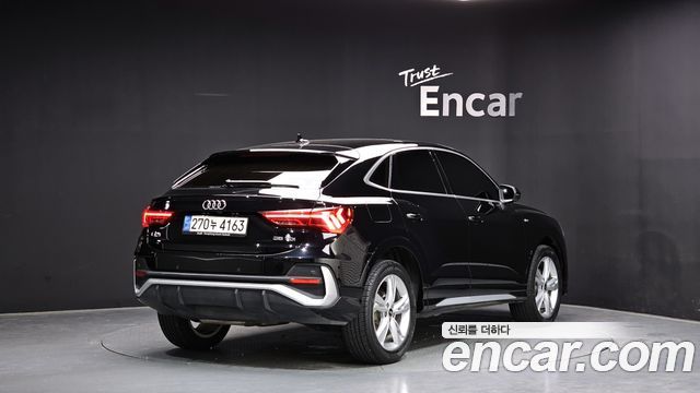 Audi Q3 F3 35 TDI Premium Sportback - фото 1