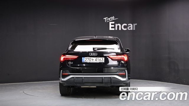 Audi Q3 F3 35 TDI Premium Sportback - фото 3