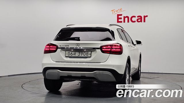 Mercedes-Benz GLA-Class X156 GLA220 - фото 2