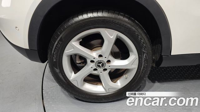 Mercedes-Benz GLA-Class X156 GLA220 - фото 3