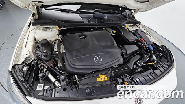 Mercedes-Benz GLA-Class X156 GLA220 - фото 4
