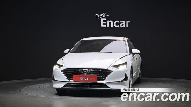 Hyundai Sonata DN8 2.0 Premium - фото 2