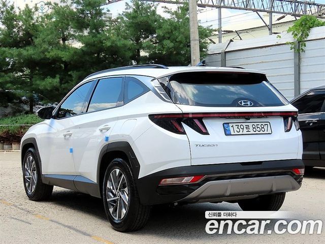 Hyundai Tucson NX4, гибрид Inspiration 2WD - фото 2
