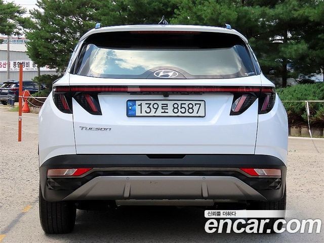 Hyundai Tucson NX4, гибрид Inspiration 2WD - фото 3