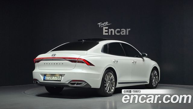 Hyundai Grandeur Новый IG 2.5 Calligraphy - фото 1