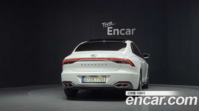 Hyundai Grandeur Новый IG 2.5 Calligraphy - фото 3