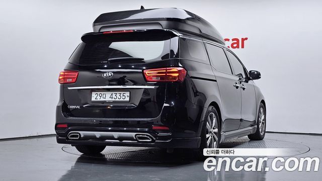 Kia Carnival Новый Gasoline 9-seater Limousine(Special vehicle) - фото 1