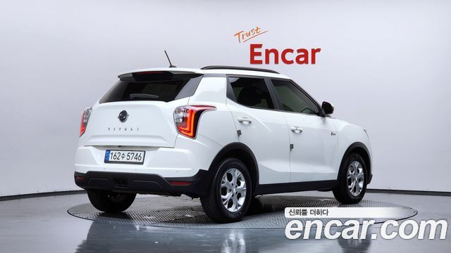 SsangYong Tivoli Gasoline 1.5 2WD V3 - фото 1
