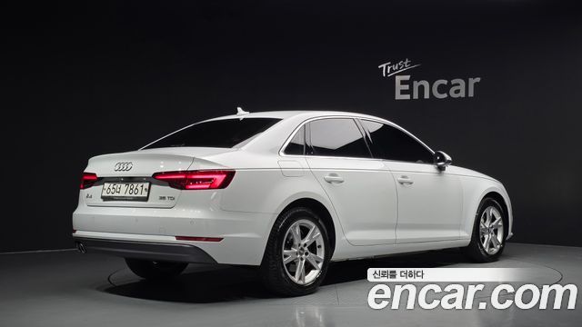 Audi A4 B9 35 TDI Premium - фото 1